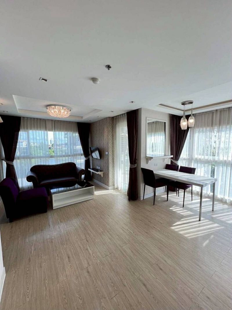 Thajsko-Pattaya-Jomtien-2 izbový apartmán s balkónom-La Santir - 2