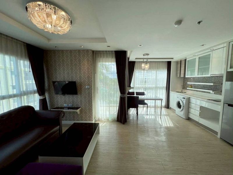 Thajsko-Pattaya-Jomtien-2 izbový apartmán s balkónom-La Santir - 1