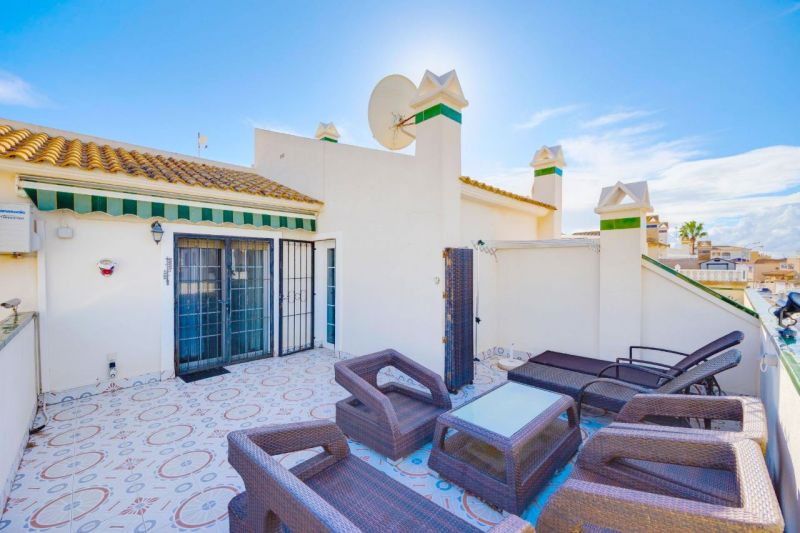 Radový dom 4+kk Orihuela Costa-Playa Flamenca, Španielsko - 16