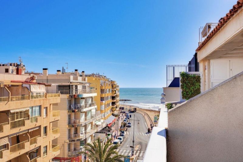 4-izbový penthouse Torrevieja-Playa Los Locos, Španielsko - 1