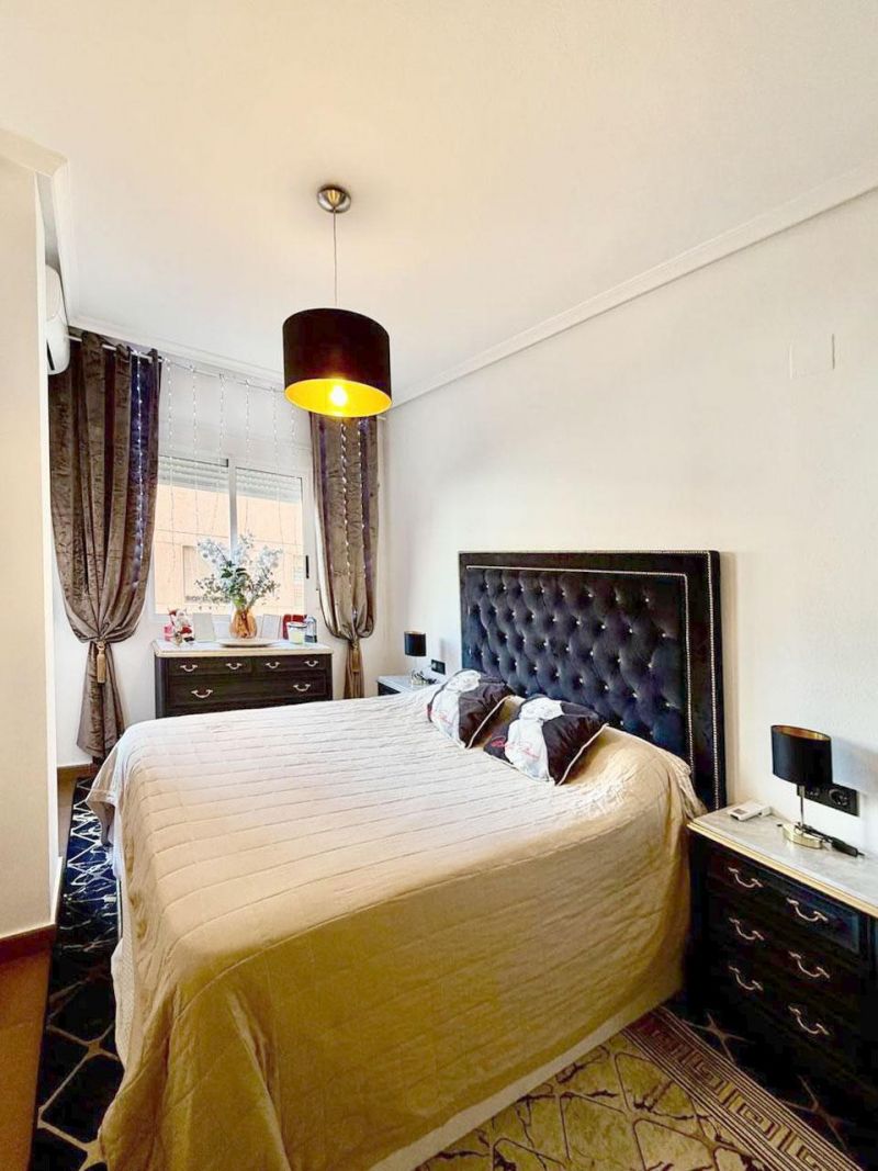 Apartmán 3+1 Torrevieja-Los Locos, Španielsko - 1