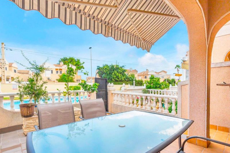 Radový dom 3+kk Torrevieja-Auguas Nuevas, Španielsko - 16