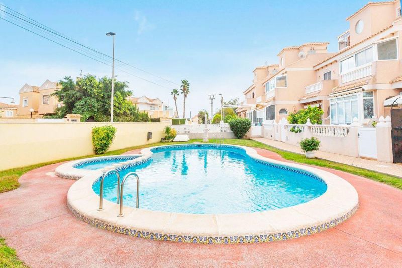 Radový dom 3+kk Torrevieja-Auguas Nuevas, Španielsko - 20