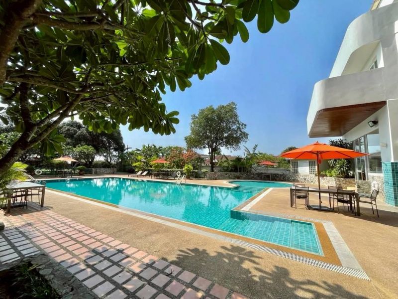 Thajsko-Pattaya-2 izbový apartmán-Baan Anphur Grand View - 11
