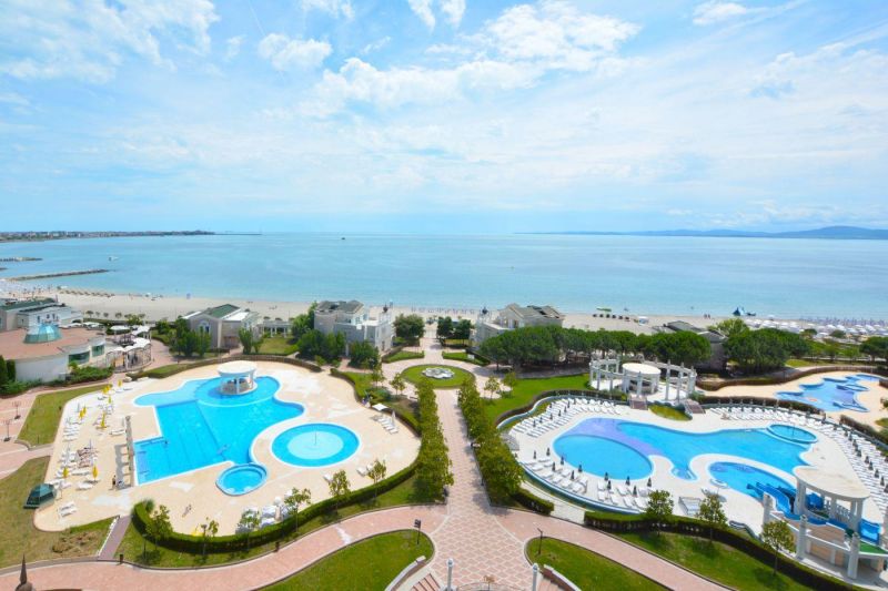 3-izbový apartmán 137 m², Sunset Resort Pomorie, Bulharsko - 5
