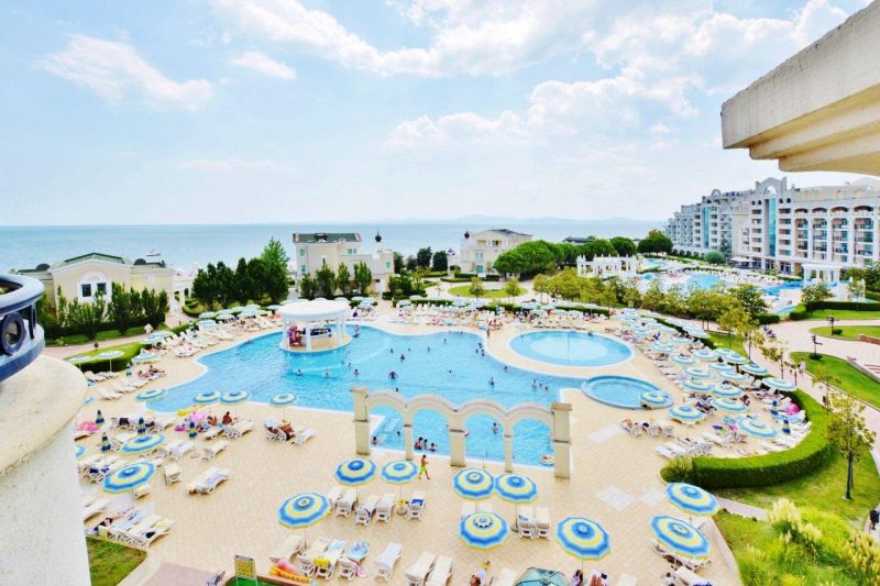 3-izbový apartmán 137 m², Sunset Resort Pomorie, Bulharsko - 2