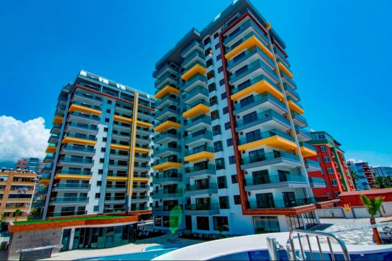 Zariadený apartmán v prvej línii pri mori Alanya Mahmutlar APM - 1