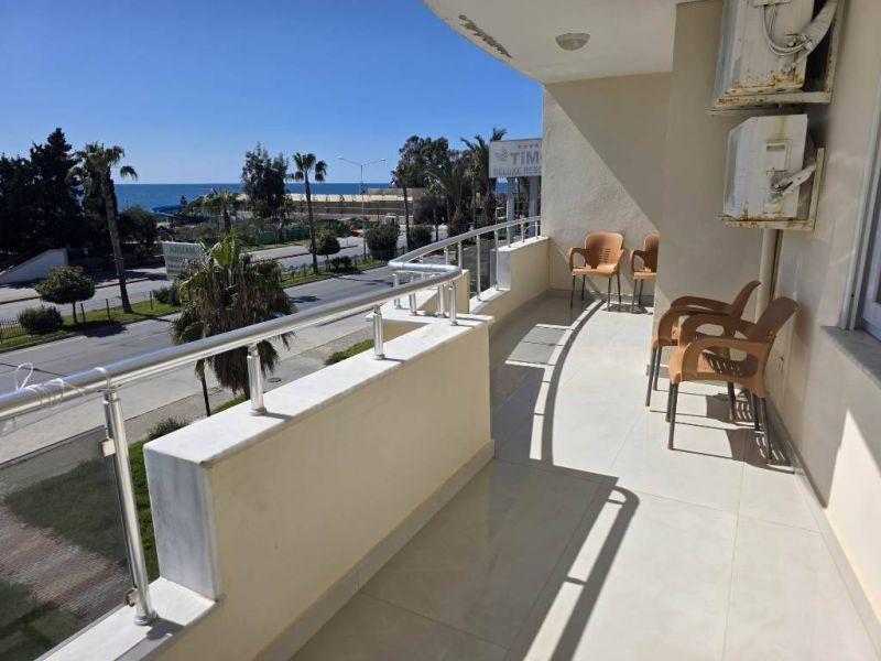 Zariadený trojizbový byt s výhľadom na more Alanya Konaklı Turecko APM - 10