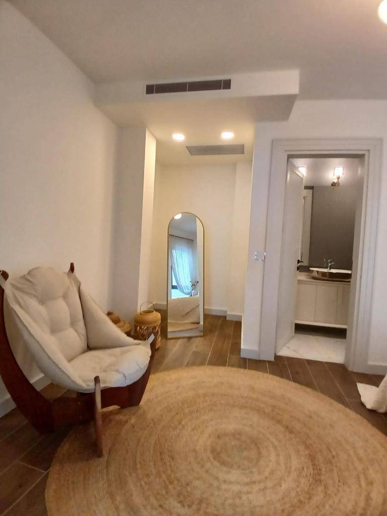 Luxusná vila 4+1 s hosťovským apartmánom Bodrum Yalıkavak APM - 7