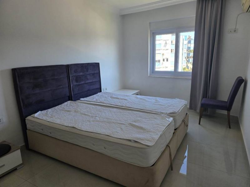 Zariadený trojizbový byt s výhľadom na more Alanya Konaklı Turecko APM - 13