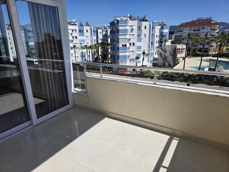 Zariadený trojizbový byt s výhľadom na more Alanya Konaklı Turecko APM - 9